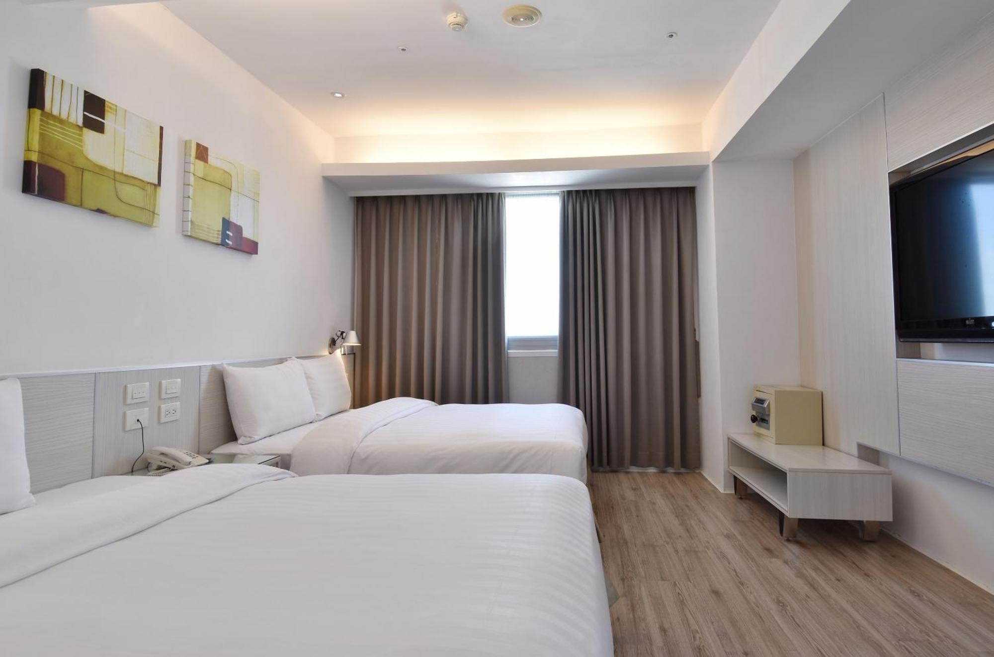 Hotel Hi - Xinmin Chiayi Extérieur photo