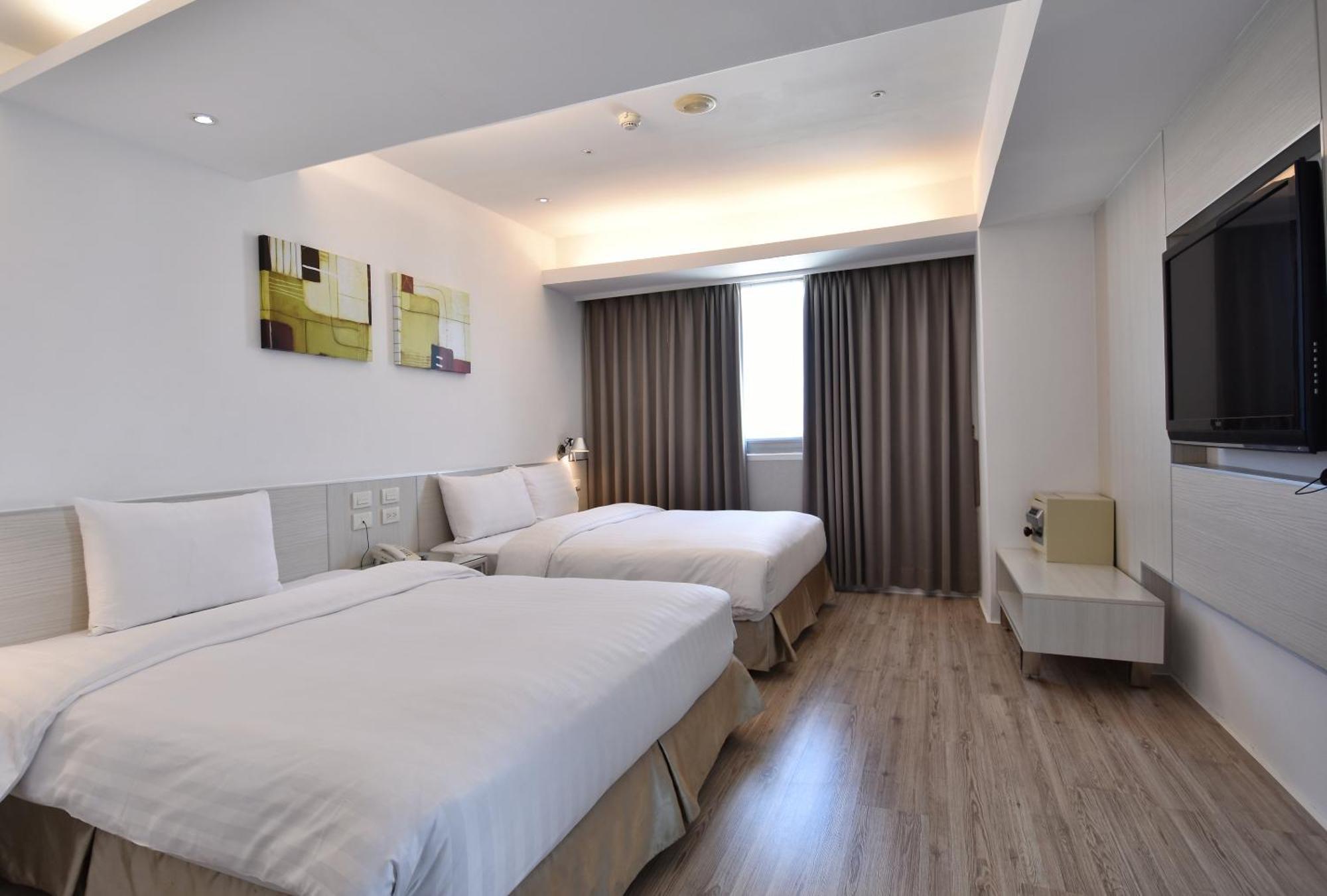 Hotel Hi - Xinmin Chiayi Extérieur photo